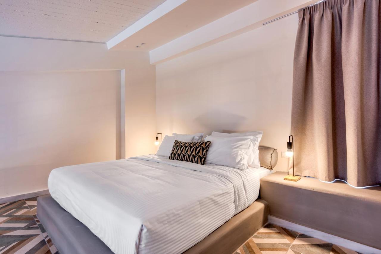 Saronis Suites Saronida Extérieur photo
