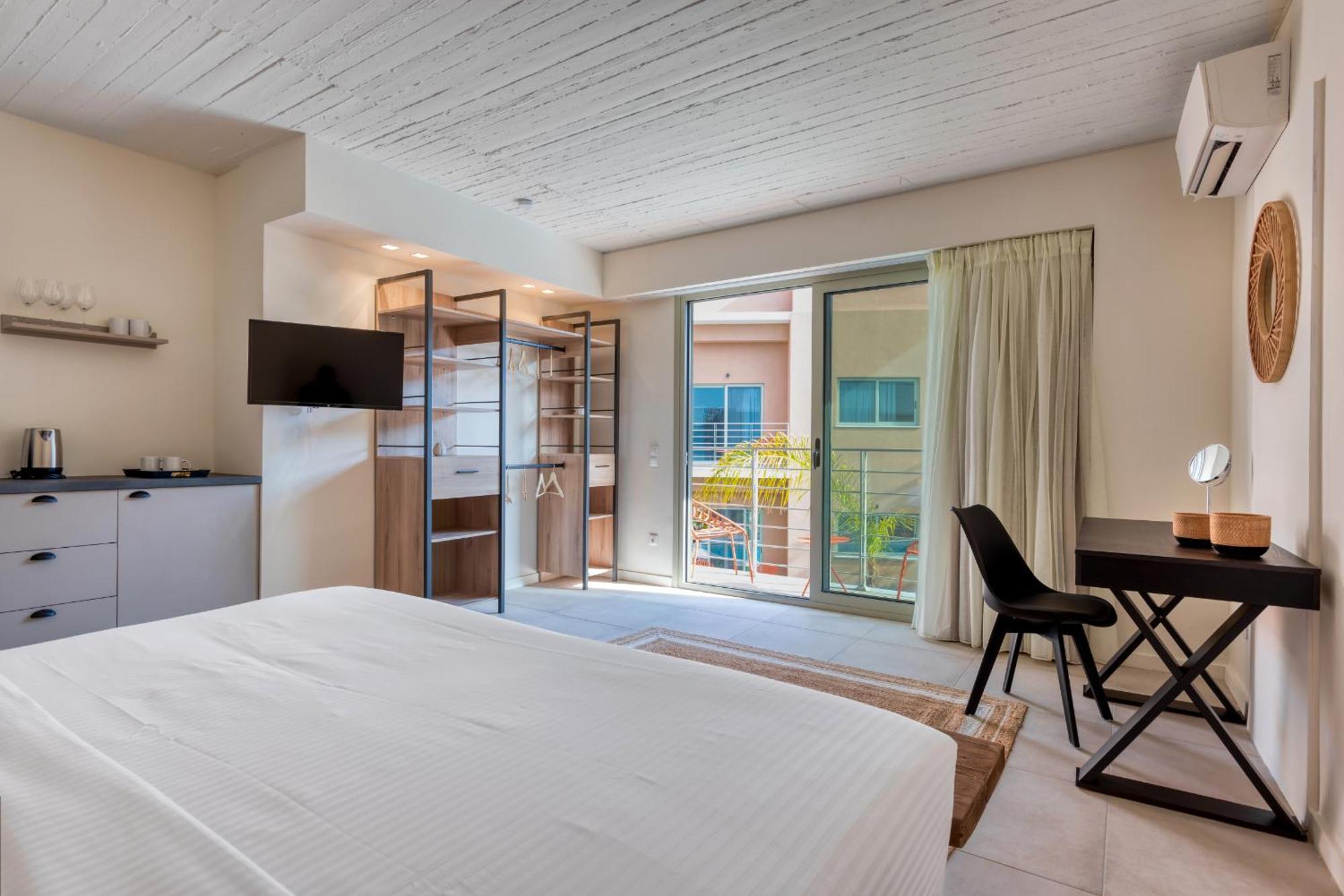 Saronis Suites Saronida Extérieur photo