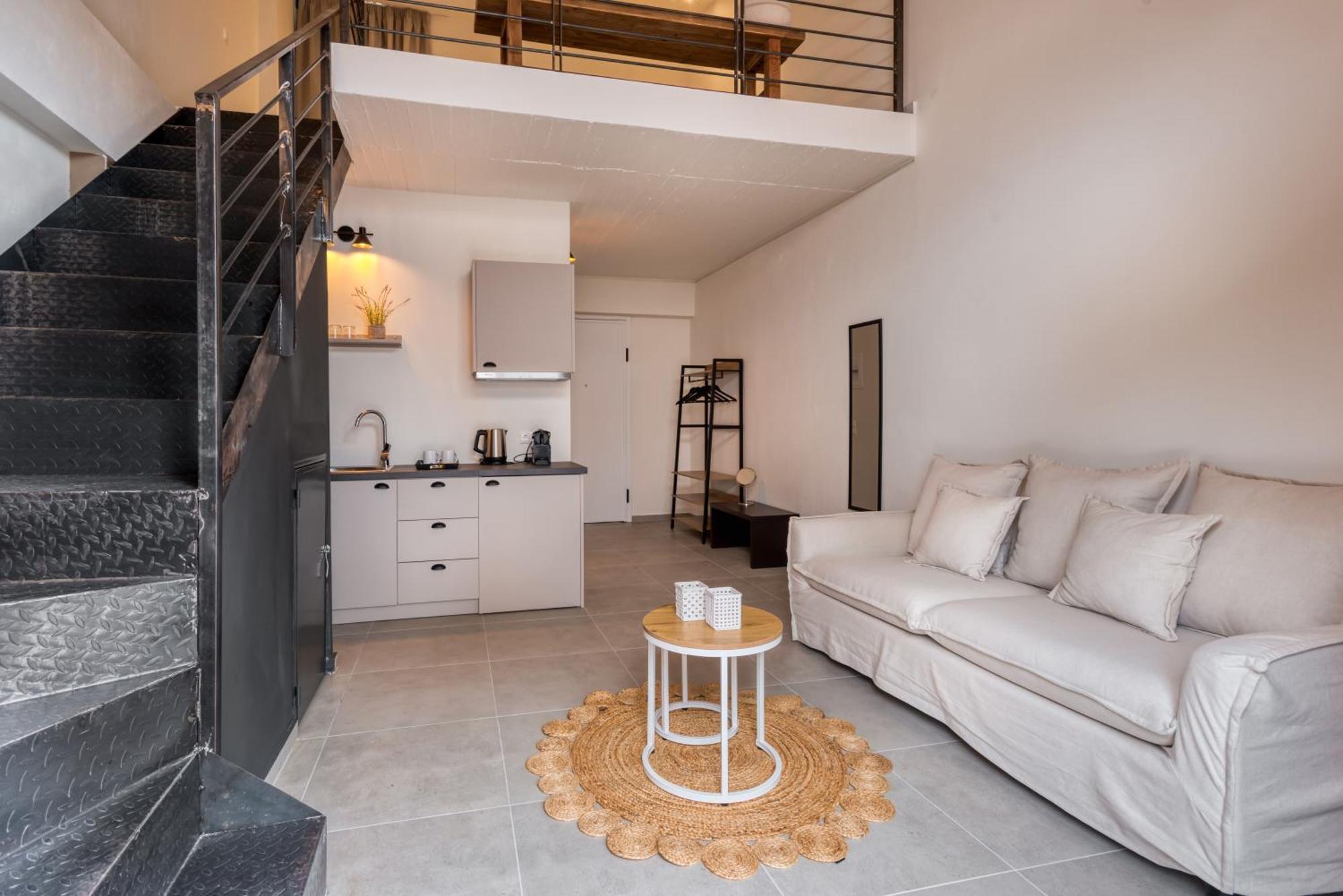 Saronis Suites Saronida Chambre photo