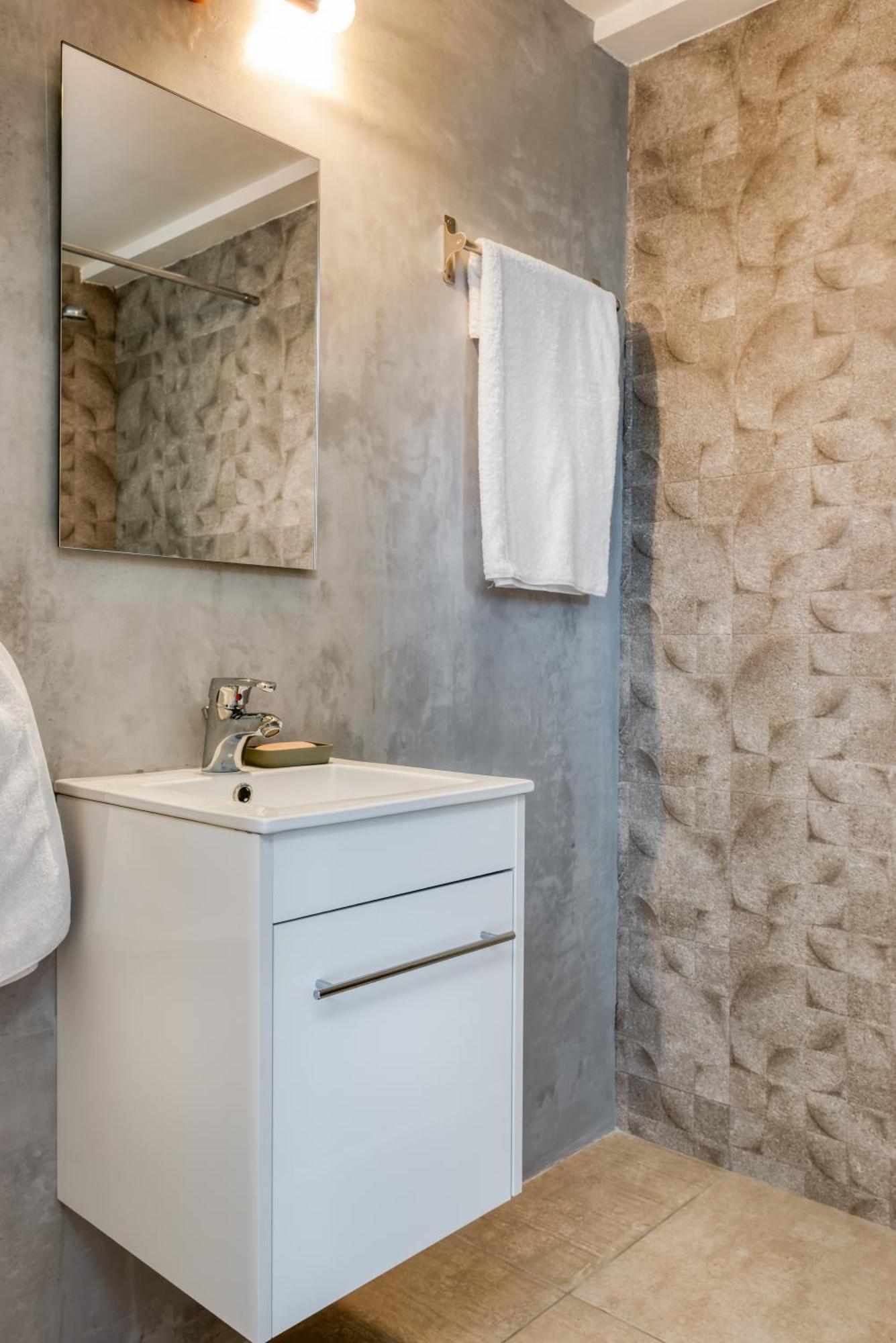 Saronis Suites Saronida Chambre photo